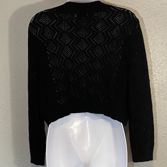 Black Open-Front Cardigan with Rose Detail Appliqué - Picture 5 of 9